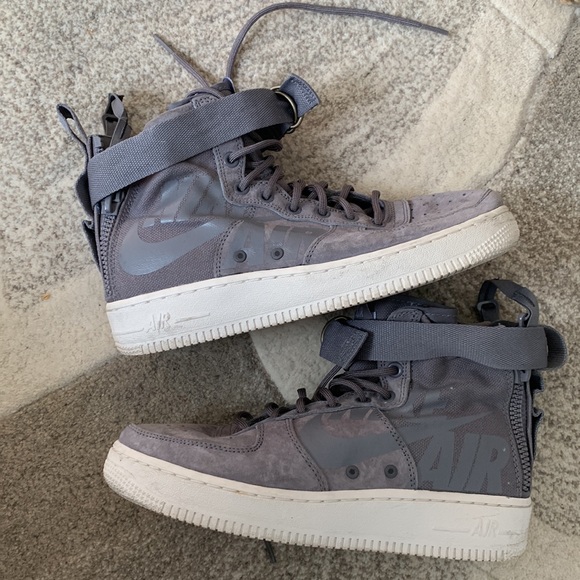 Nike SF AF1 Mid in Gunsmoke Men’s size 6 - Picture 3 of 9